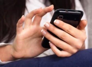 Uso excessivo de celular e tablets pode provocar lesões nas mãos