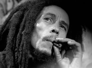 Terra de Bob Marley caminha para aprovar projeto que descriminaliza uso e porte de maconha