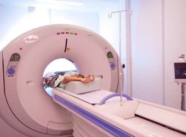Pacientes com câncer ainda aguardam inclusão de exame de tomografia na tabela do SUS