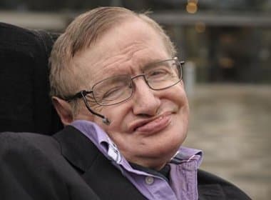 Gene associado à doença de Stephen Hawking é identificado; entenda a ELA