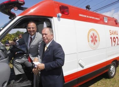 João Leão entrega ambulâncias do Samu para 18 municípios baianos
