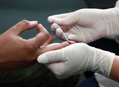 Morte de adolescentes com Aids triplicou nos últimos 15 anos, diz Unicef