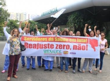 Em manifestação, servidores da saúde aderem à paralisação do funcionalismo público estadual