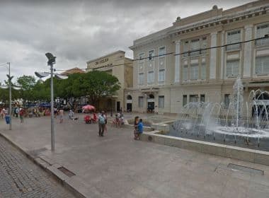 Prefeitura oferece atendimento odontológico gratuito na Praça da Sé