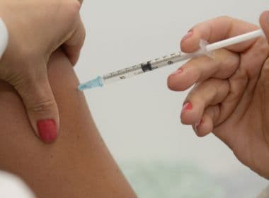 Salvador distribui 6 mil doses de vacina contra HPV para população de 15 a 26 anos