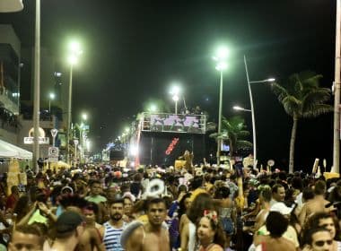 Especialista alerta sobre transmissão de 'doença do beijo' e sífilis no Carnaval