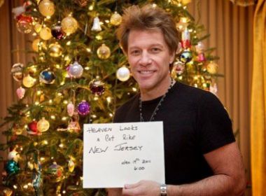 Jon Bon Jovi posta foto para provar que est� vivo