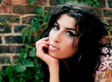 Residência de Amy Winehouse é vendida por 1,9 milhões de libras