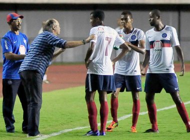 Falcão destaca vontade do time e promete conversa com Fabinho