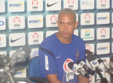 Agora campeão pelo Bahia, Júnior comemora aceitação da torcida tricolor