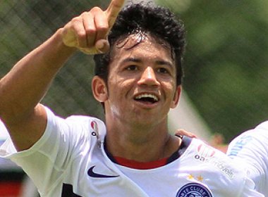 Bahia goleia o Grêmio e está na semi da Copinha