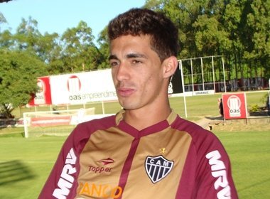 Com proposta do Bahia, Neto Berola ter� futuro definido at� sexta
