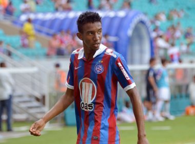 Anderson Talisca comemora virada do Bahia sobre o São Paulo