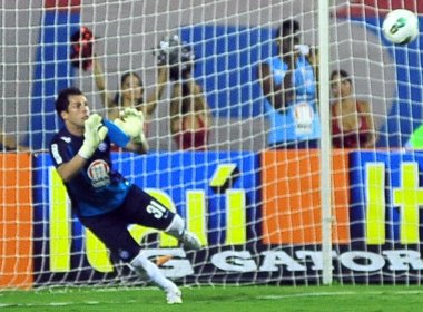 Após dois anos, Marcelo Lomba consegue defender pênaltis pelo Bahia