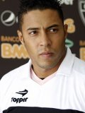 Lee: 'Em nenhum momento quis deixar o Vit�ria'