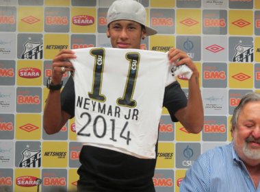 Neymar renova com o Santos até a Copa de 2014