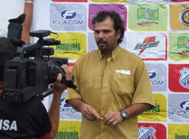 Técnico do Atlético de Alagoinhas prega cautela: 'O campeonato é longo'