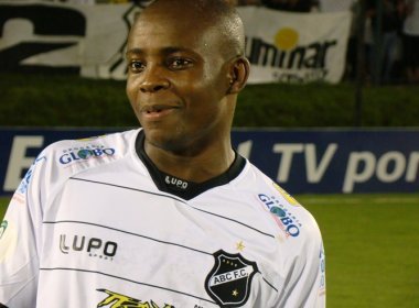 Makelelê lamenta derrota para o Vitória: ‘É preciso aprender a jogar’