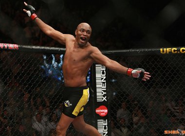 Por nocaute, Anderson Silva vence e encerra UFC Rio 3 com chave de ouro