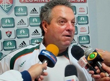 Abel Braga diz que times brasileiros vêm sendo 'garfados' na Libertadores