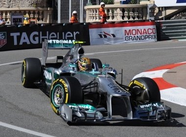 Fórmula 1: Mercedes domina treinos livres no GP de Mônaco