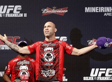 Wanderlei Silva diz que Sonnen luta como 'menina'