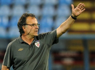 Santos e Marcelo Bielsa avançam negociação, diz site