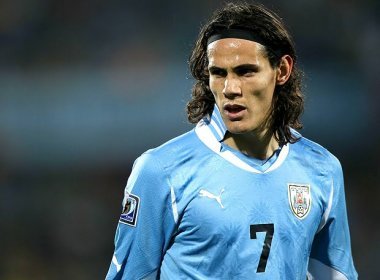 Cavani reprova declarações do presidente da Napoli