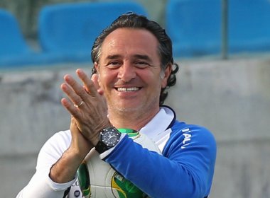 Itália nega clima de derrota antes de semifinal contra Espanha