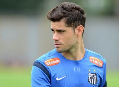 De fora dos planos do Santos, Miralles pode voltar ao Colo Colo