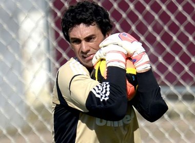 Náutico oficializa contratação do goleiro Ricardo Berna