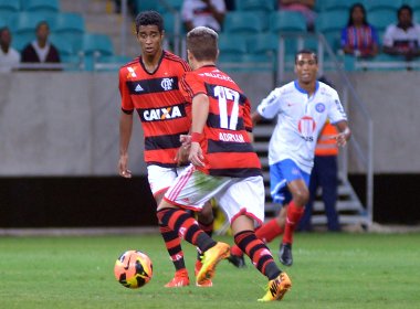 Gabriel evita polêmica com arbitragem e admite: 'Bahia mereceu ganhar'