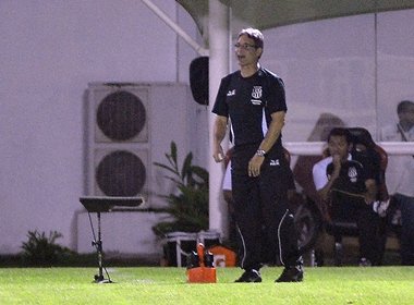  Após derrota para o Cruzeiro, Paulo César Carpegiani pede demissão da Ponte Preta