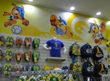 Primeira loja oficial da Copa é inaugurada em Salvador