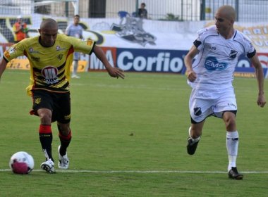 Em jogo fraco, Vitória vence o ABC com gol no último minuto