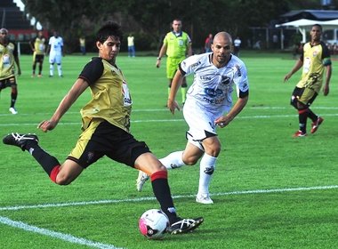 Vitória vence o ABC e volta à liderança da Série B