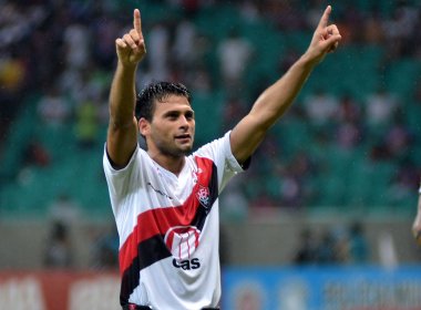 Vice-presidente do Vitória espera manter Maxi e Mansur até o fim da temporada