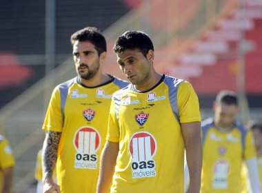 Em boa fase, Vitória encara o Goiás pelo reinício do Campeonato Brasileiro