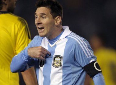 Com Messi, Argentina fica no 0 a 0 com a Colômbia