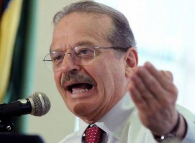 Tarso anuncia passe livre estudantil no RS