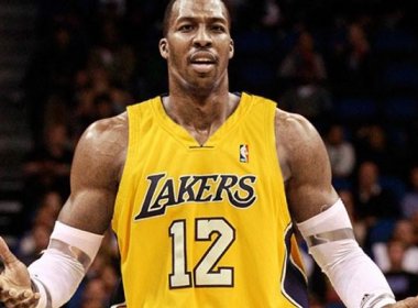 Howard deixa Lakers e confirma acerto com Rockets