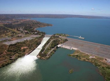 Usina de Três Marias, no Rio São Francisco, deve parar de gerar energia
