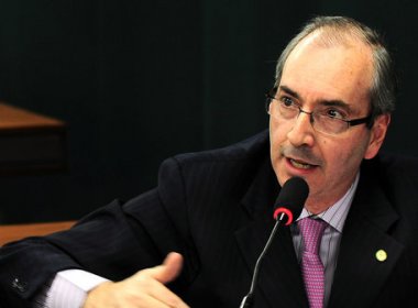 PMDB vai apresentar PEC para reduzir ministérios