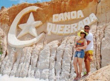 Solange Almeida curte férias com namorado baiano 