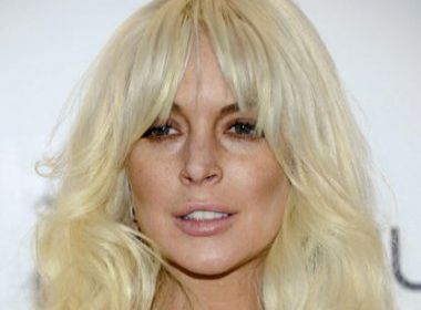 Lindsay Lohan é encontrada inconsciente e levada para hospital