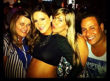 Claudia Leitte antecipa anivers�rio e emenda ch� de beb�