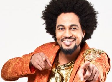 Magary Lord apresenta novo clipe em festa a fantasia