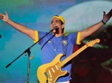 Durval Lelys vai homenagear guitarra baiana no Carnaval