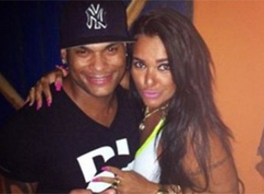 Scheila Carvalho vai dar R$ 100 mil para amante do marido, afirma Alexandre Frota
