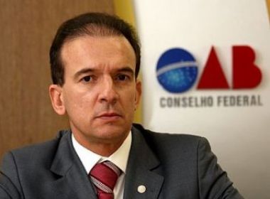 Presidente da OAB defende renúncia de Demóstenes Torres
